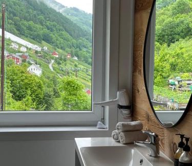 Ullensvang House | Fjord House Hardanger