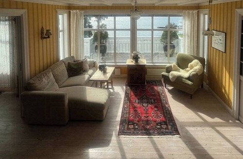 Nedstrand House | Fjord views with private jetty and boathouse