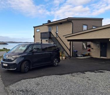 Radoy House | Fjordhytte-24