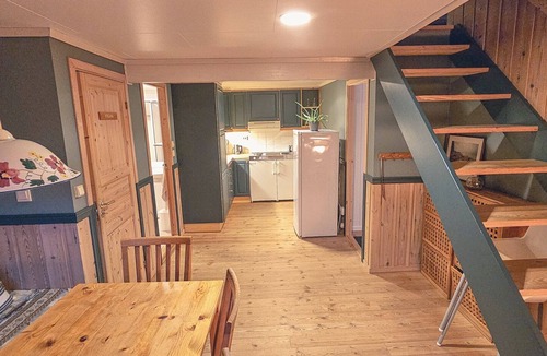 Strandebarm House | Fjordside Boathouse Hardanger