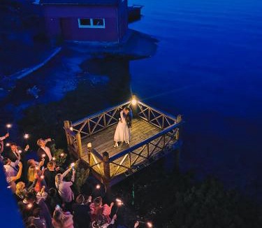 Strandebarm House | Fjordside Boathouse Hardanger