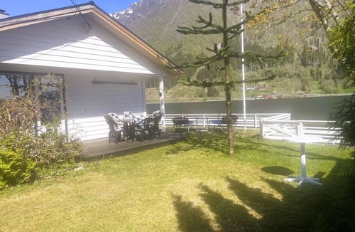 Balestrand House | Fjordtraum by Interhome
