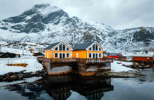 Flakstad House | Fjordview Ryten 2 Retreat