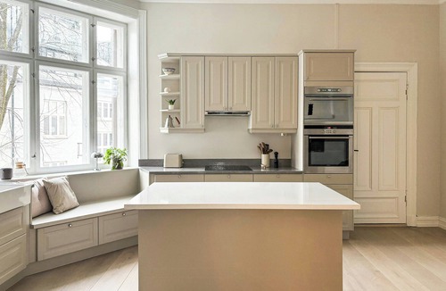 Frogner Apartment | Flat from the 1800s with balcony in Frogner