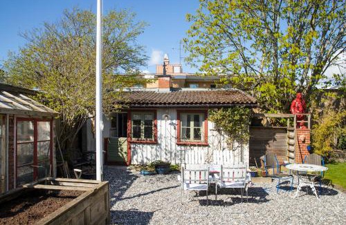 Varberg Bed & Breakfast | Flodhästens Husrum & Frukost