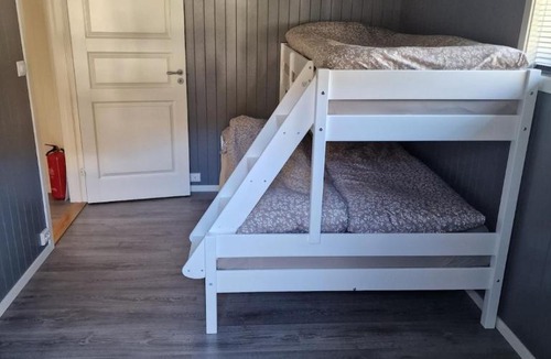 Haram Apartment | Flott Loftsleilighet for overnatting på Longva
