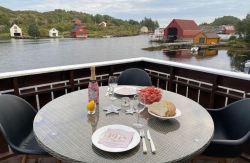 Bomlo House | Flott rorbu på idylliske Langevåg/Bømlo