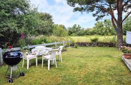 Farjestaden House | Forest Cottage in Rosenborg, Öland