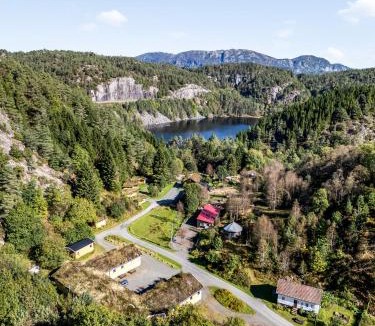 Kvinesdal Hostel | Fosseland Hytter