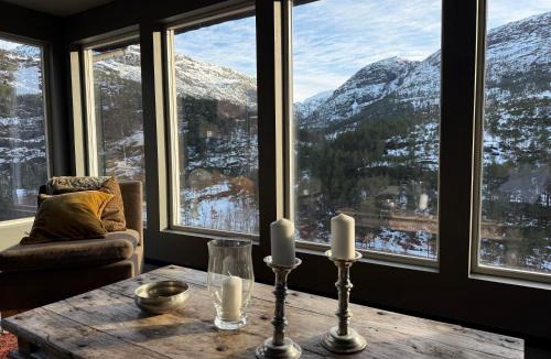 Samnanger Ski Chalet | Fossen bratte chalet