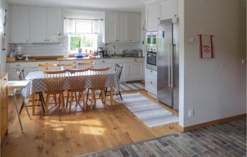 Gnosjo House | Four-Bedroom Holiday Home In Gnosjo