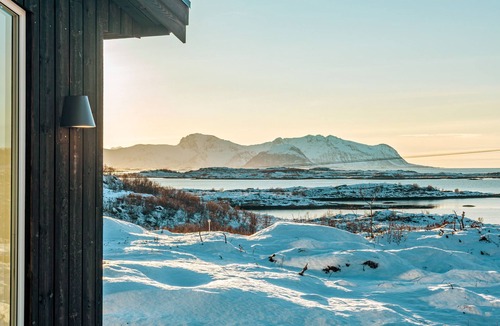 Laukvik Cabin | Fredheim, Northern Light Lodge