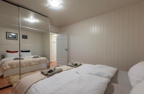 Vagamo Apartment | Free EV Charging with Snacks and View