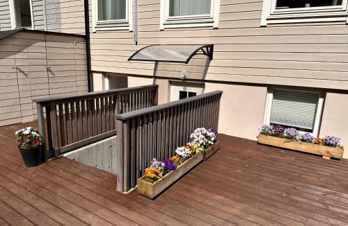 Alesund Apartment | Free parking Apartment is located on a semi basement floor, with a warm floor