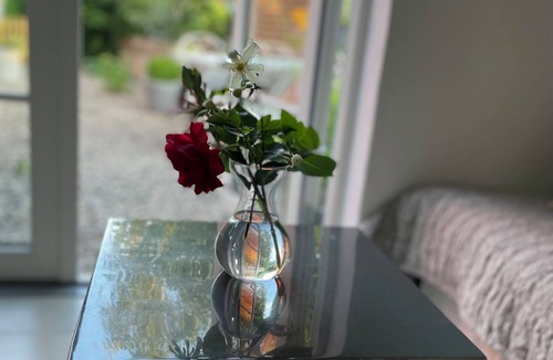Tommarp Cottage | Fresh and comfortable farmhouse in idyllic village environment in Österlen. Private sunny patio