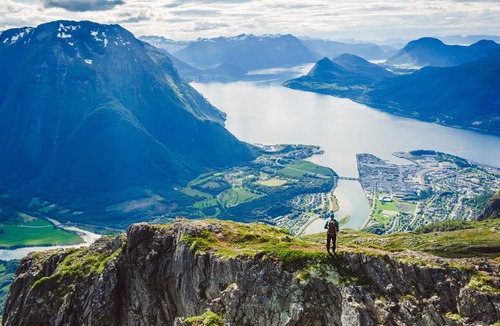 Rauma kommune Hotel | Frichs Ekspress Åndalsnes