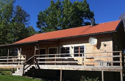 Fagerhult Villa | Fritidshus by lake in Kalmar County