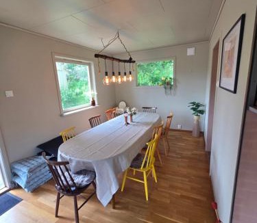 Vindafjord Cabin | Frydenlund Fjord Retreat - Sauna, Shoreline & Boat
