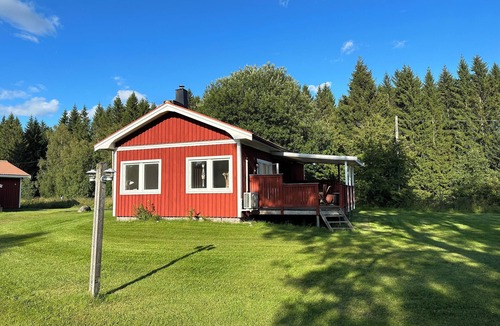 Ed Cabin | Fully equipped holiday home in Dals-Ed. 3 minutes by car from the Moose Ranch.
