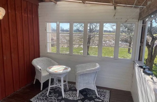 Lundsbrunn House | Fully equipped rural accommodation between Skara and Lidköping