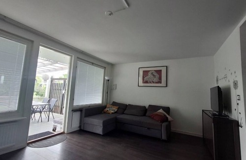 Gavle House | Fully Renovated 4BR Home With Modern Kitchen