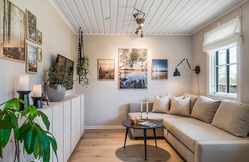 Bonassund House | Fully renovated Farmhouse