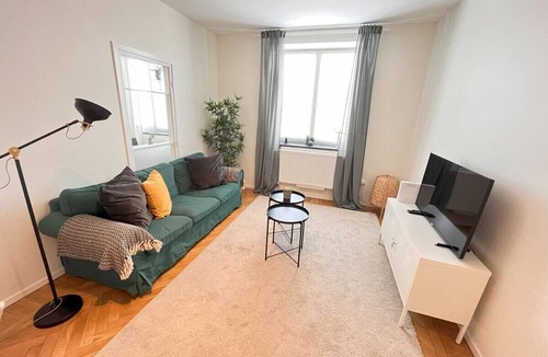 Liljeholmen - Hagersten Apartment | Furnished & modern 1 BR flat