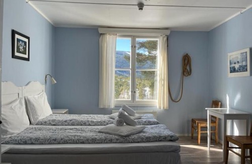 Ron Bed & Breakfast | Furulund Pensjonat