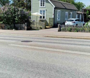 Nybro Apartment | Gästhus i centrala Nybro i anslutning till boningshuset