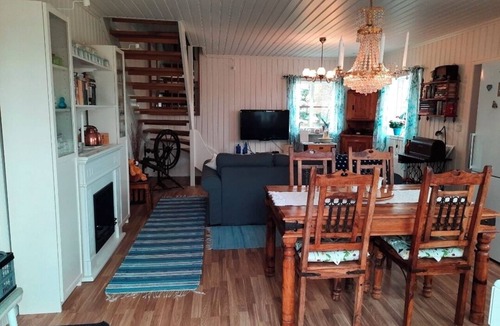 Alvhem Apartment | Gårdslägenhet close to Göteborg and river Göta Älv