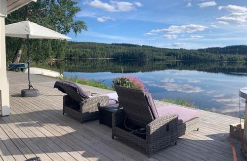 Bredbyn House | Galasjön 132