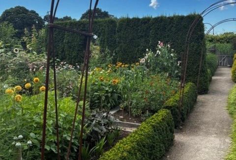 Tvaaker House | Garden Living Ästad