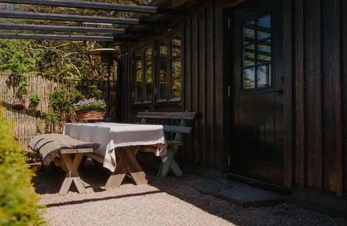Tvaaker House | Garden Living Ästad