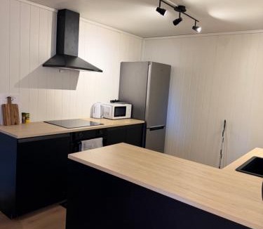 Ullensaker House | Gardermoen Airport Stay - 5Min to OSL