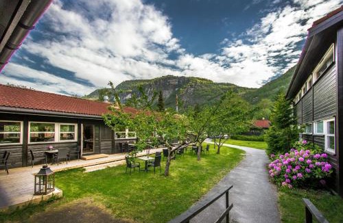 Gaupne Hotel | Gaupnetunet Hotell og Hytter