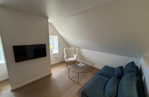 Stora Fro House | Gaveln på Öland, Cozy Barn Stay Near the Sea