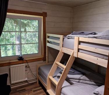 Arvidsjaur Municipality House | Gemuetliches Blockhaus im Wald