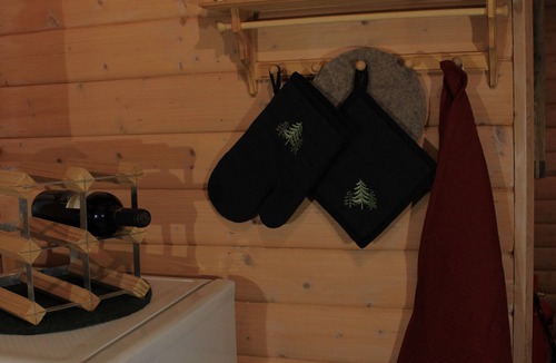 Niemisel Cabin | Get closer to the tranquility of a cozy little cabin at the end of the forest.