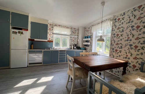 Hagfors Municipality Villa | Gezellig Zweeds Huis in het bos met Ruime Tuin