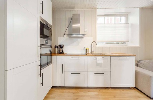 Sentrum Apartment | GG6 - Cozy 2BR City Center Apartment
