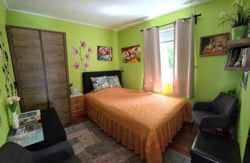 Brumunddal House | Gjesterom til leie i et privat hus 250 moh