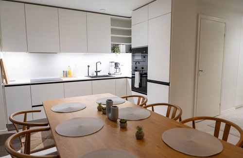 Vantaa House | Glorious two floor apartment with 4 bedrooms, sauna and parking