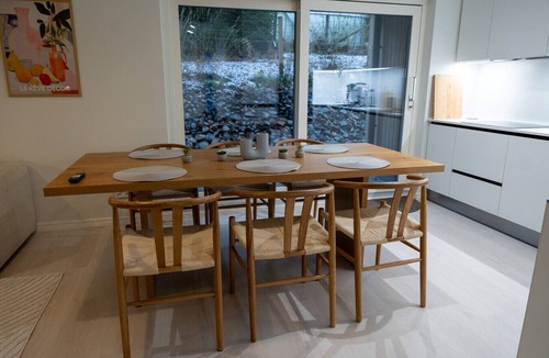 Vantaa House | Glorious two floor apartment with 4 bedrooms, sauna and parking