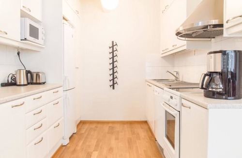 Hietalahti Apartment | Go Happy Home Apartment Lönnrotinkatu 21
