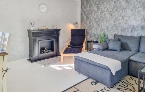 Asenhoga House | Gorgeous Home In Åsenhöga With Lake View