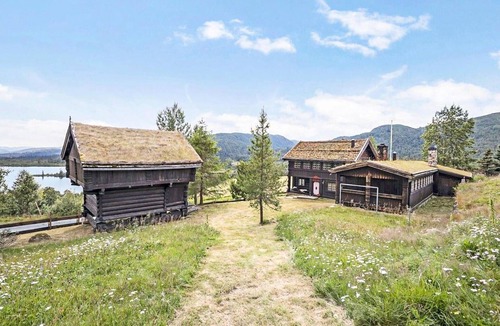 Seljord House | Gorgeous home in åmotsdal with sauna