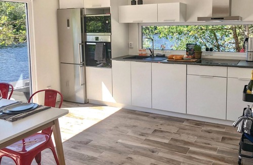 West Coast House | Gorgeous home in Borås with sauna
