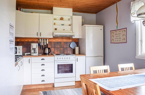 Burseryd House | Gorgeous home in Burseryd with WiFi