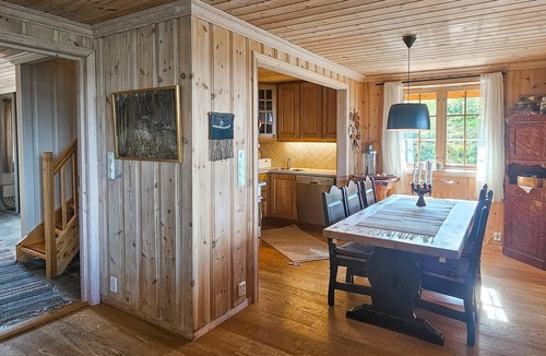 Kroderen House | Gorgeous home in Eggedal with sauna