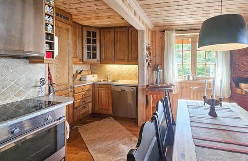 Kroderen House | Gorgeous home in Eggedal with sauna